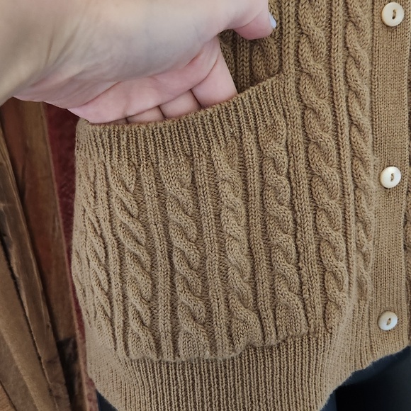 Ports International caramel/camel/beige virgin wool pockets cardigan S - Picture 3 of 9